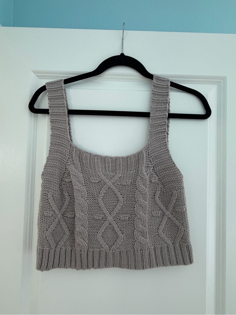 Kendall & Kylie Grey Knit Crop Top